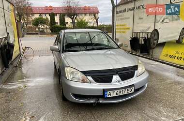 Седан Mitsubishi Lancer 2005 в  фото 3 Седан Mitsubishi Lancer 2005 в