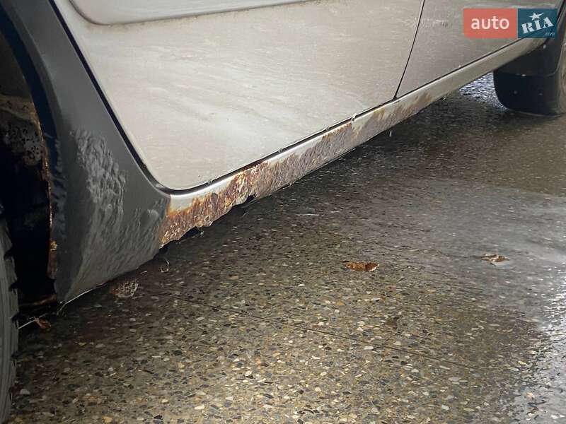 Седан Mitsubishi Lancer 2005 в Черновцах фото 12 Седан Mitsubishi Lancer 2005 в Черновцах