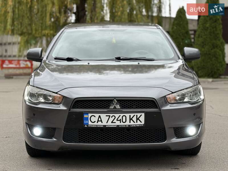 Седан Mitsubishi Lancer 2008 в Днепре