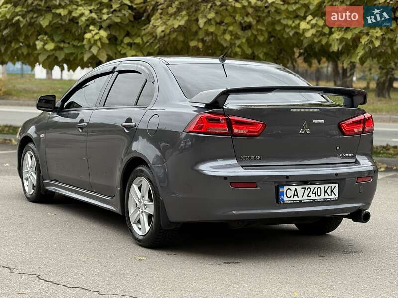 Седан Mitsubishi Lancer 2008 в Днепре