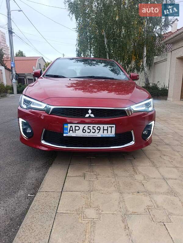 Седан Mitsubishi Lancer 2016 в Одессе