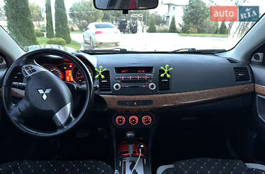 Седан Mitsubishi Lancer 2007 в  фото 15 Седан Mitsubishi Lancer 2007 в