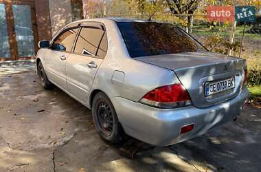 Седан Mitsubishi Lancer 2003 в Черновцах
