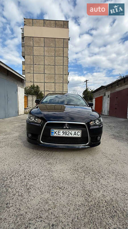 Седан Mitsubishi Lancer 2013 в Днепре