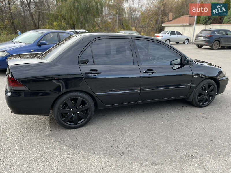 Седан Mitsubishi Lancer 2007 в Полтаве