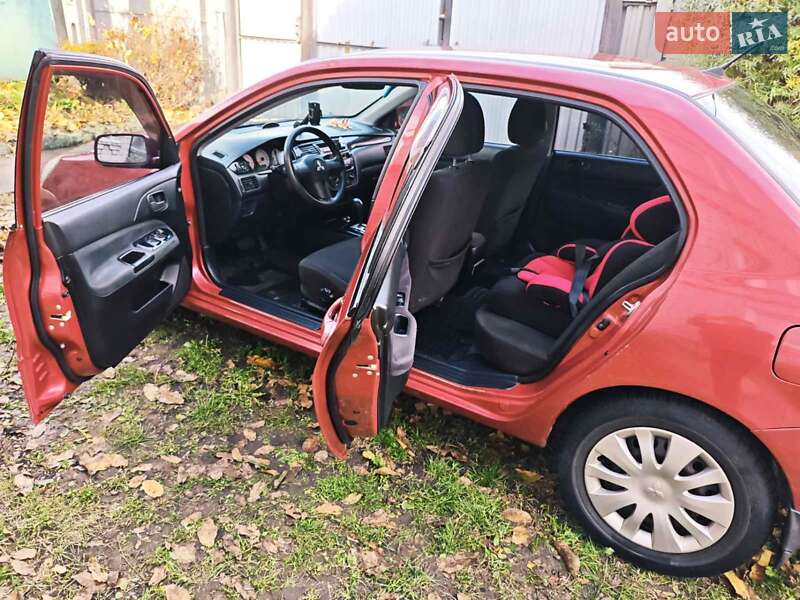 Седан Mitsubishi Lancer 2007 в Києві фото 10 Седан Mitsubishi Lancer 2007 в Києві