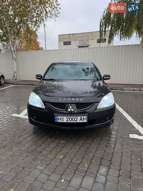 Седан Mitsubishi Lancer 2005 в Кременчуге фото 2 Седан Mitsubishi Lancer 2005 в Кременчуге