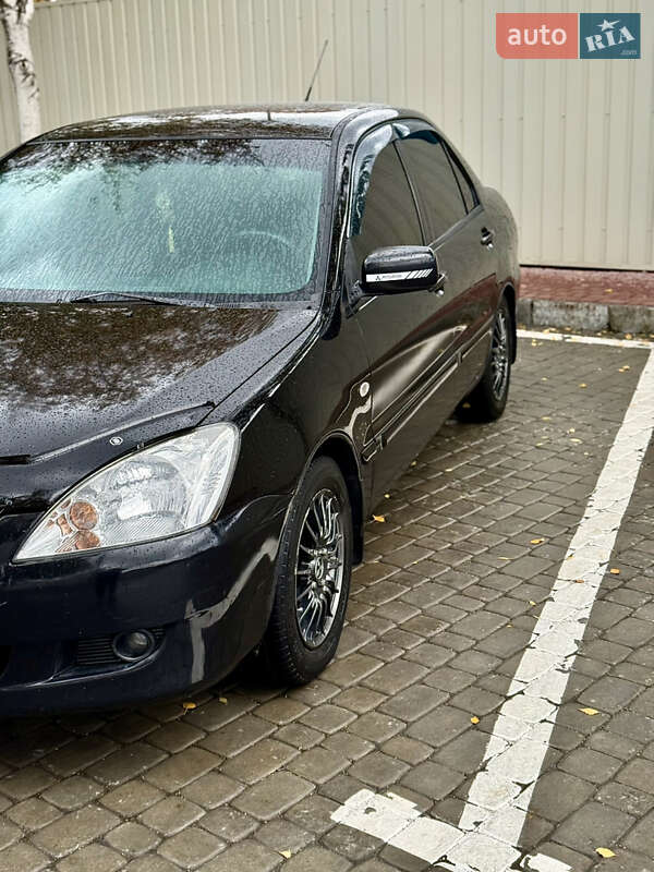 Седан Mitsubishi Lancer 2005 в Кременчуге фото 6 Седан Mitsubishi Lancer 2005 в Кременчуге