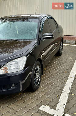 Седан Mitsubishi Lancer 2005 в  фото 6 Седан Mitsubishi Lancer 2005 в