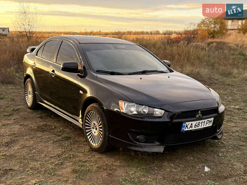 Седан Mitsubishi Lancer 2009 в Киеве фото 2 Седан Mitsubishi Lancer 2009 в Киеве