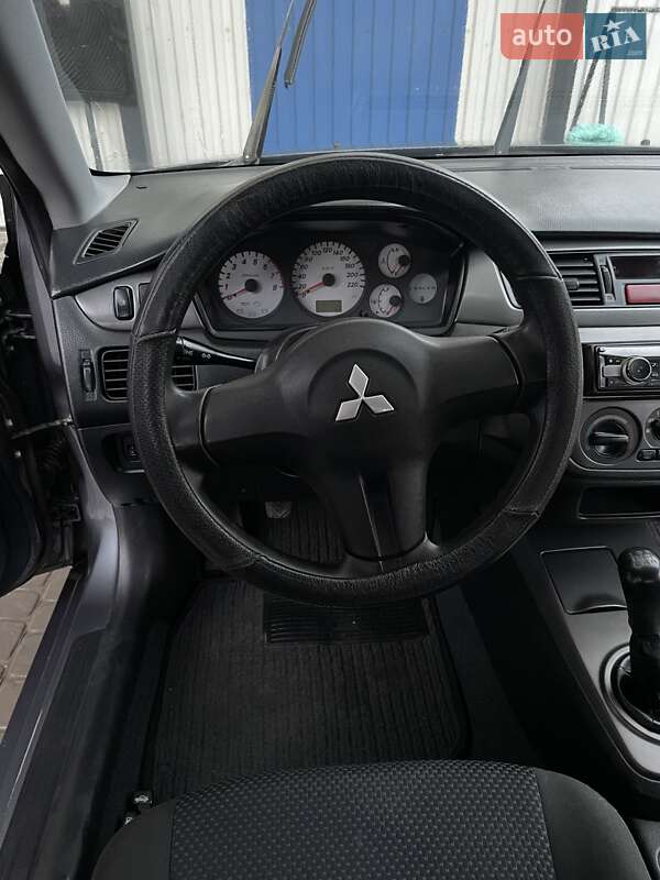 Седан Mitsubishi Lancer 2007 в Чемерівцях