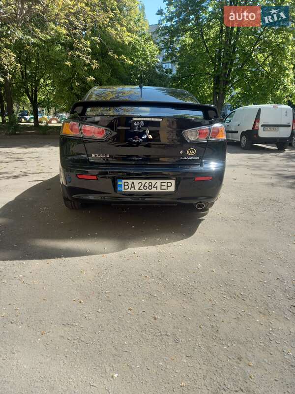 Седан Mitsubishi Lancer 2011 в Кропивницком