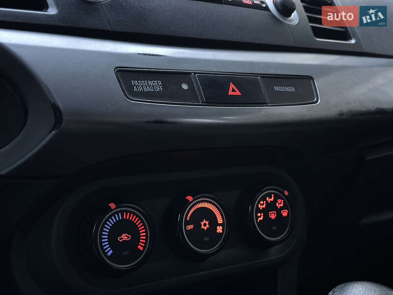 Седан Mitsubishi Lancer 2008 в Львові