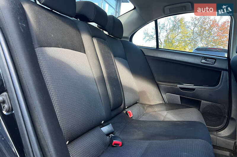 Седан Mitsubishi Lancer 2009 в Ивано-Франковске фото 19 Седан Mitsubishi Lancer 2009 в Ивано-Франковске