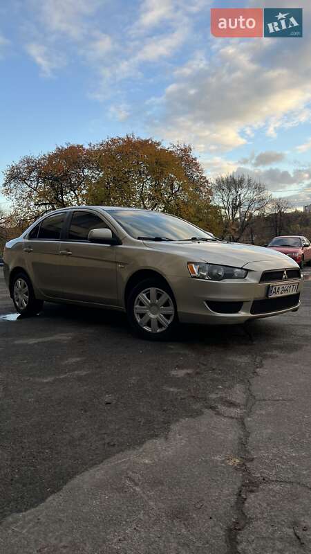 Седан Mitsubishi Lancer 2008 в Києві фото 3 Седан Mitsubishi Lancer 2008 в Києві