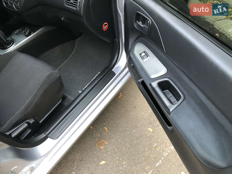 Седан Mitsubishi Lancer 2008 в Миколаєві фото 10 Седан Mitsubishi Lancer 2008 в Миколаєві