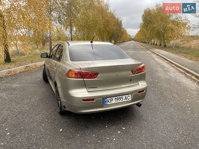 Седан Mitsubishi Lancer 2008 в Запорожье