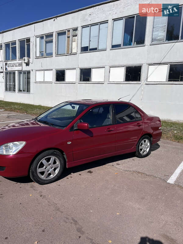 Седан Mitsubishi Lancer 2003 в Чернігові