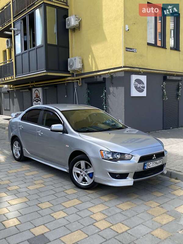 Седан Mitsubishi Lancer 2009 в Турці