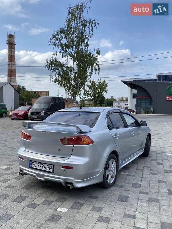 Седан Mitsubishi Lancer 2009 в Турці