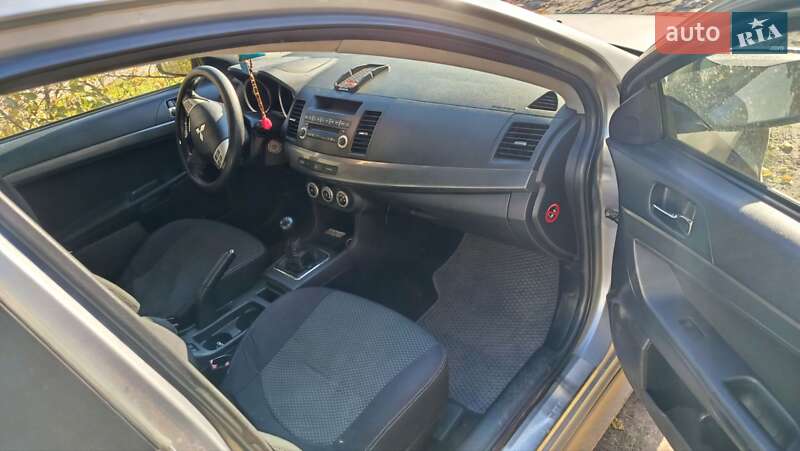 Седан Mitsubishi Lancer 2007 в Кропивницькому