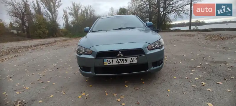 Mitsubishi Lancer