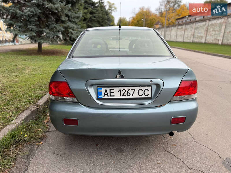 Седан Mitsubishi Lancer 2006 в Запоріжжі