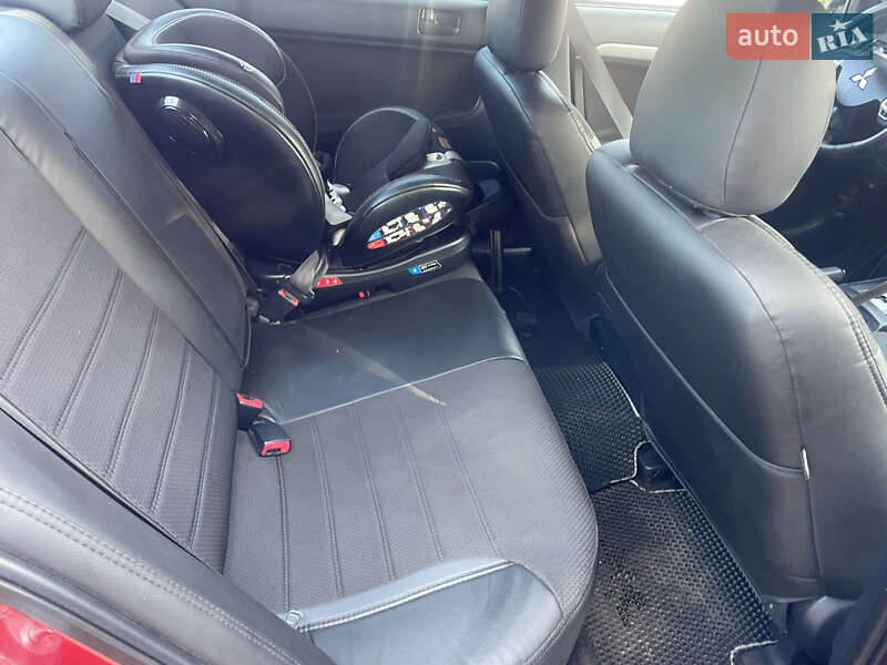 Седан Mitsubishi Lancer 2008 в Львові фото 13 Седан Mitsubishi Lancer 2008 в Львові