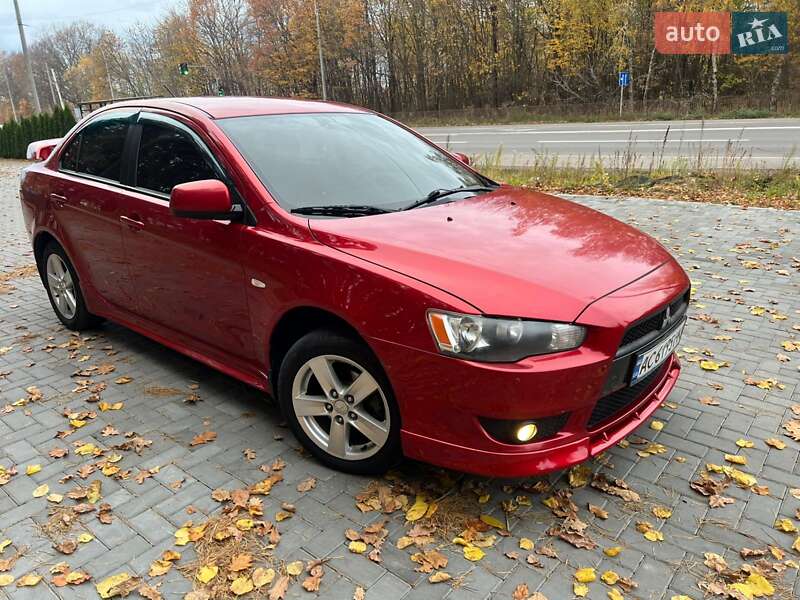Седан Mitsubishi Lancer 2008 в Луцке