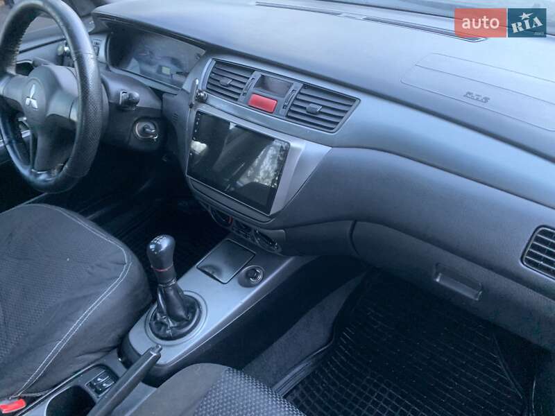 Седан Mitsubishi Lancer 2007 в Дніпрі фото 3 Седан Mitsubishi Lancer 2007 в Дніпрі
