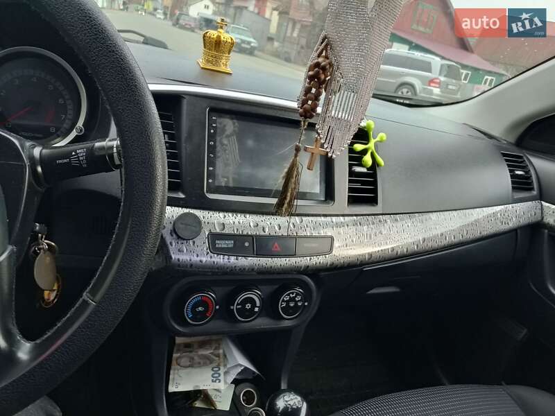 Седан Mitsubishi Lancer 2009 в Турці