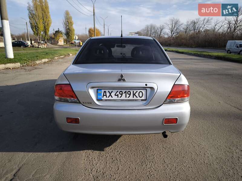 Седан Mitsubishi Lancer 2006 в Харкові