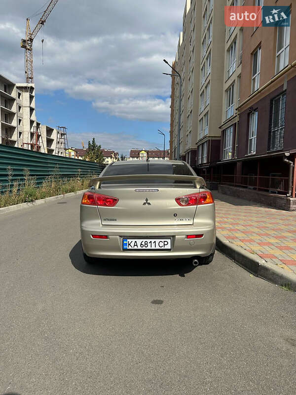 Седан Mitsubishi Lancer 2007 в Киеве