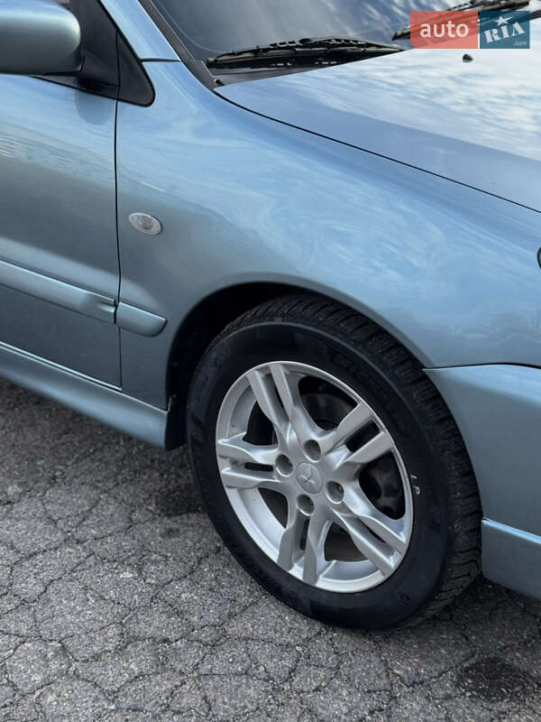 Седан Mitsubishi Lancer 2008 в Харькове