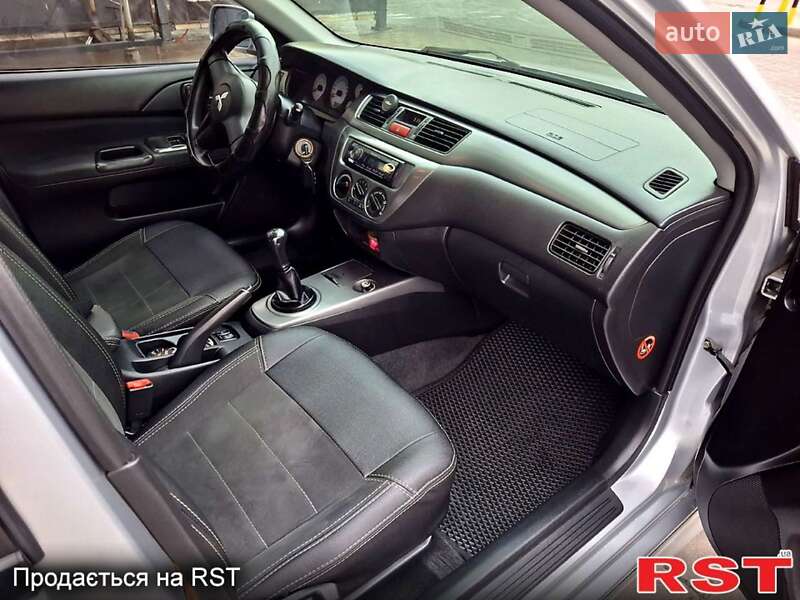 Седан Mitsubishi Lancer 2007 в Днепре