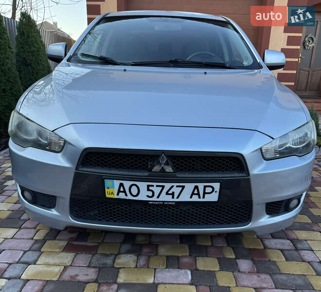 Седан Mitsubishi Lancer 2008 в Ужгороде