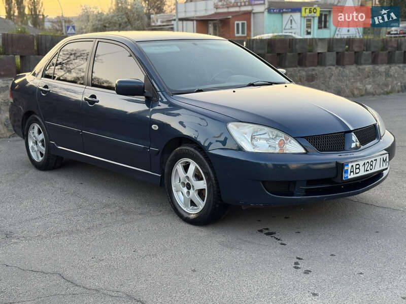 Седан Mitsubishi Lancer 2006 в Виннице фото 3 Седан Mitsubishi Lancer 2006 в Виннице