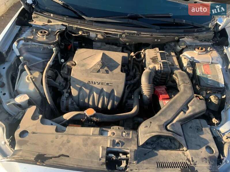 Седан Mitsubishi Lancer 2008 в Хмельницком