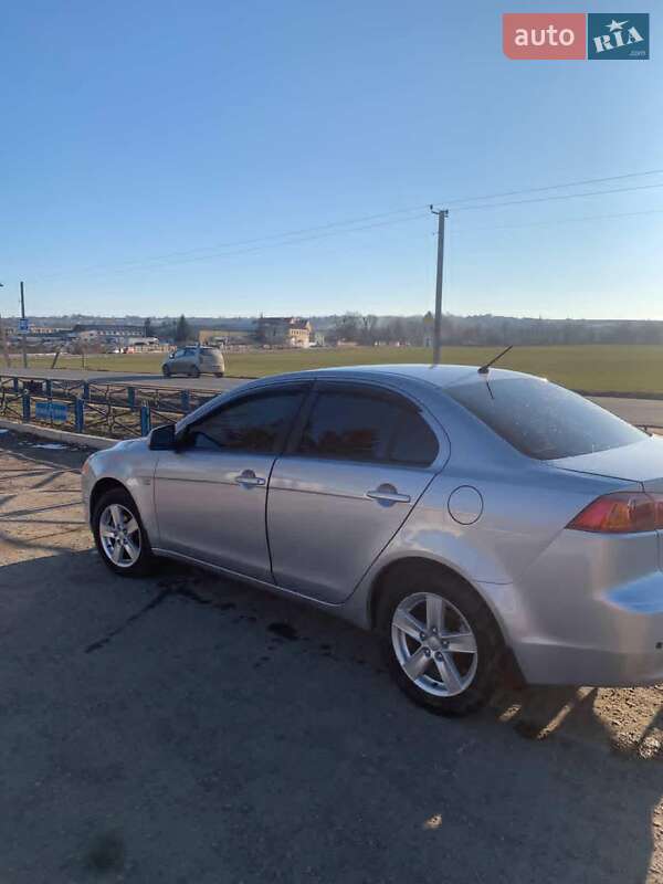 Седан Mitsubishi Lancer 2008 в Хмельницком