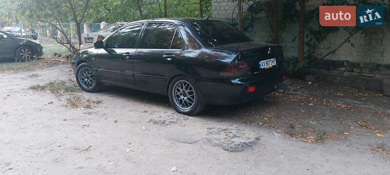 Седан Mitsubishi Lancer 2009 в Днепре