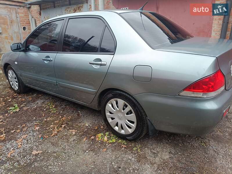 Седан Mitsubishi Lancer 2007 в Полтаве фото 5 Седан Mitsubishi Lancer 2007 в Полтаве