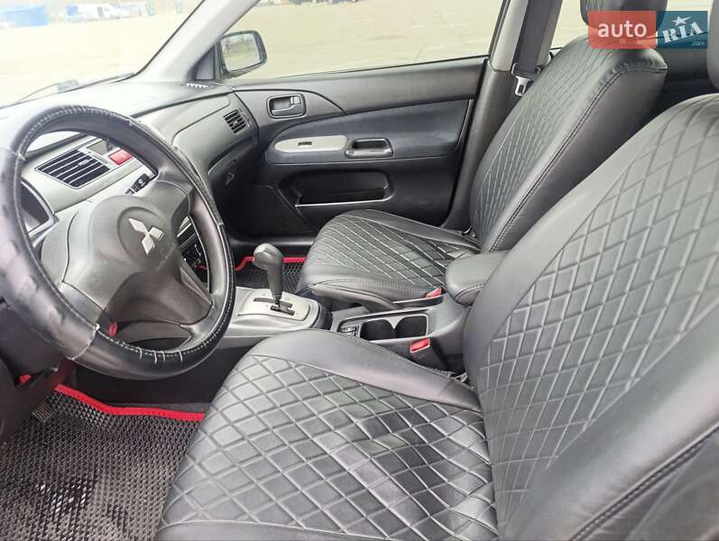 Седан Mitsubishi Lancer 2009 в Днепре