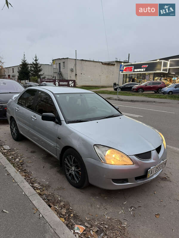 Седан Mitsubishi Lancer 2003 в Киеве фото 2 Седан Mitsubishi Lancer 2003 в Киеве