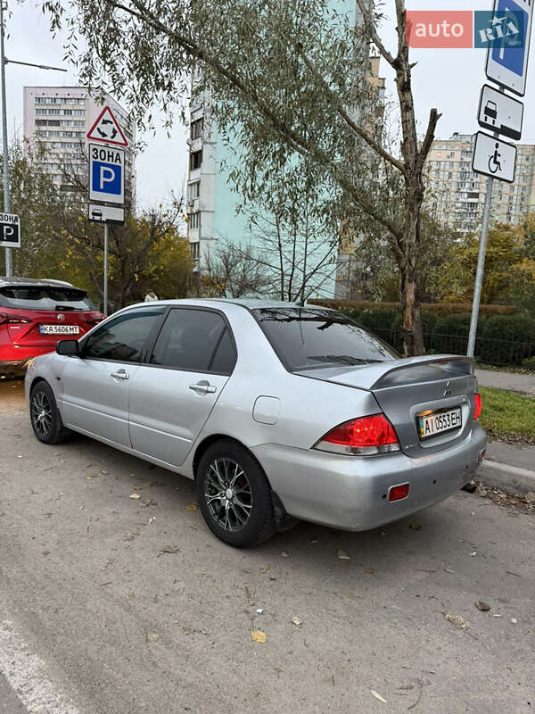 Седан Mitsubishi Lancer 2003 в Киеве фото 7 Седан Mitsubishi Lancer 2003 в Киеве