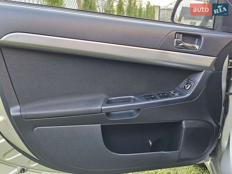 Седан Mitsubishi Lancer 2007 в Бориславе фото 55 Седан Mitsubishi Lancer 2007 в Бориславе