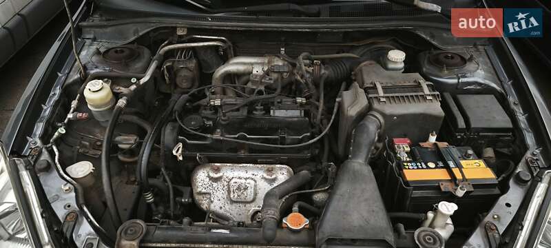 Седан Mitsubishi Lancer 2006 в Киеве