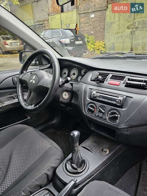 Седан Mitsubishi Lancer 2008 в Киеве фото 16 Седан Mitsubishi Lancer 2008 в Киеве