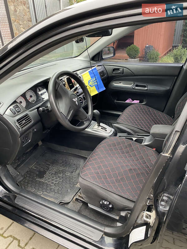 Седан Mitsubishi Lancer 2009 в Новоселице фото 9 Седан Mitsubishi Lancer 2009 в Новоселице