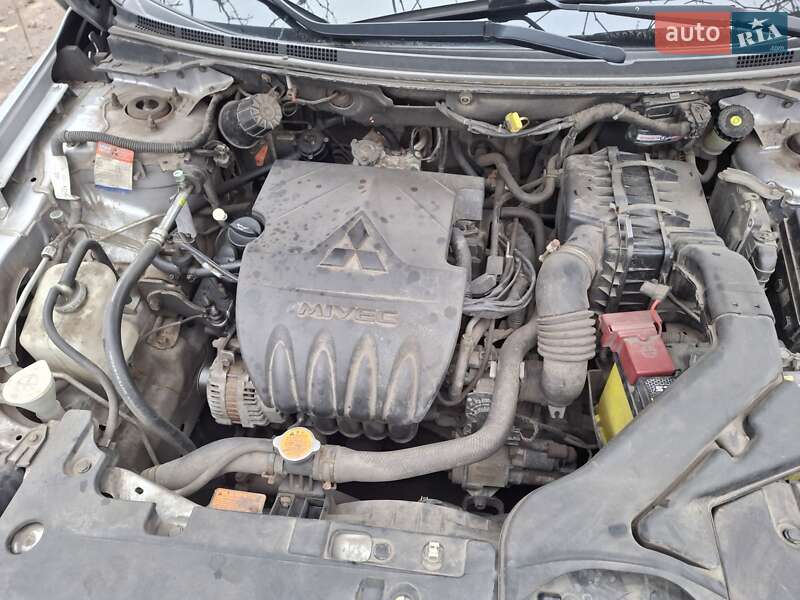 Седан Mitsubishi Lancer 2008 в Києві