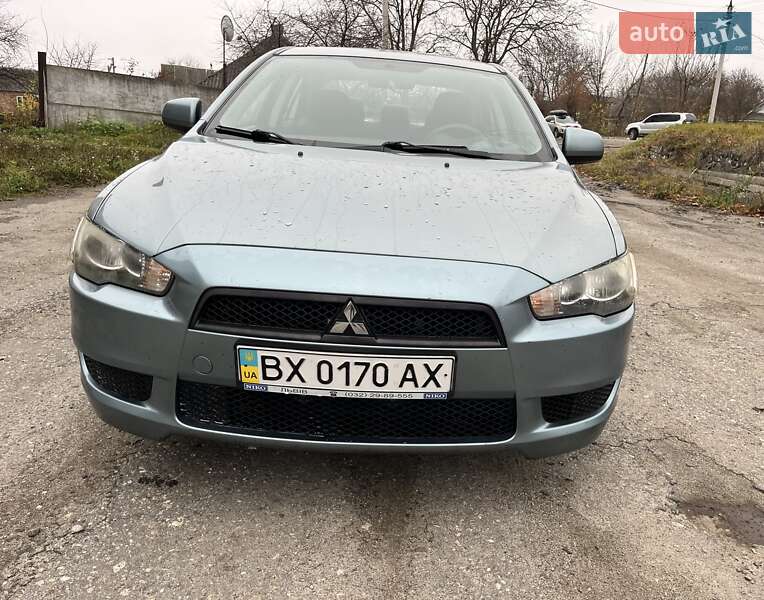 Седан Mitsubishi Lancer 2008 в Ярмолинцах